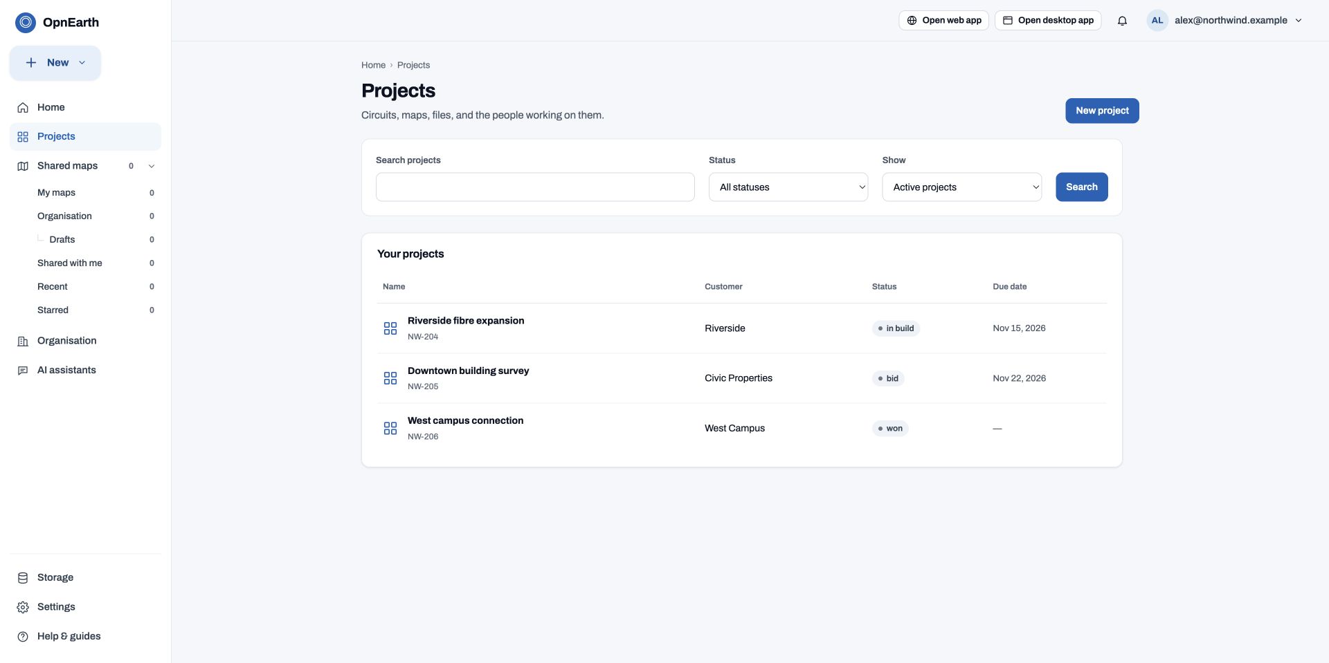 Project list with separate name, customer, status and due-date columns and a New project button
